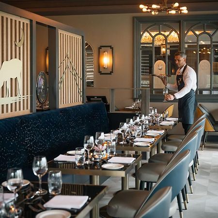 Hotel67 Killarney Bagian luar foto