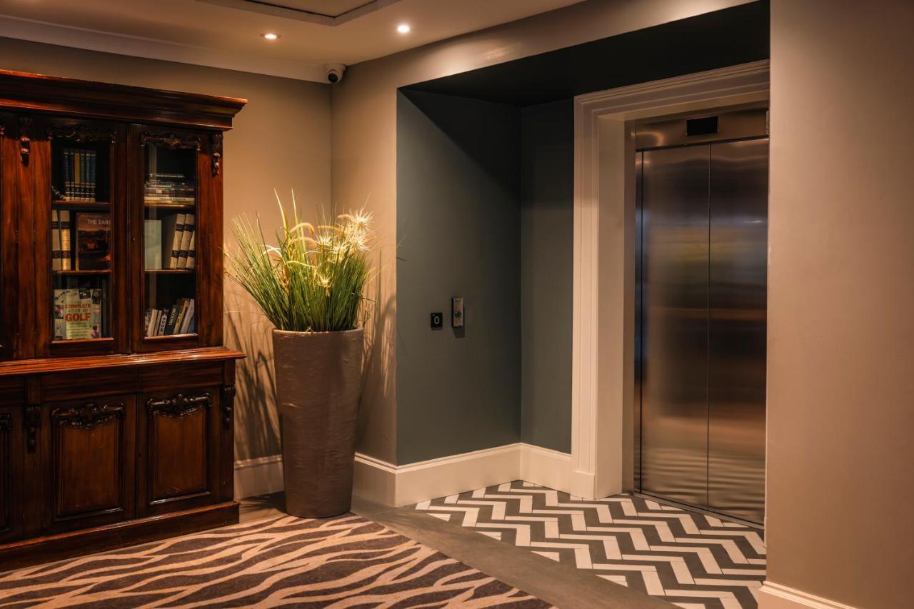 Hotel67 Killarney Bagian luar foto